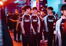 电竞世界杯半决赛：LPL四强僅(jǐn)剩AL，再战T1欲复仇，败者争奪(duó)季军