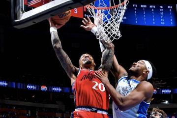 泰倫(lún)盧(lú)又整活(huó)了，五(wǔ)老阵容(róng)被魔术打败，哈登独砍(kǎn)24分也帶(dài)不动快船(chuán)