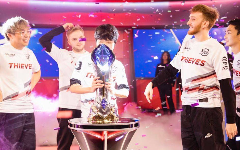 克利夫(fū)蘭(lán)骑士队将解散LOL电競(jìng)分部！