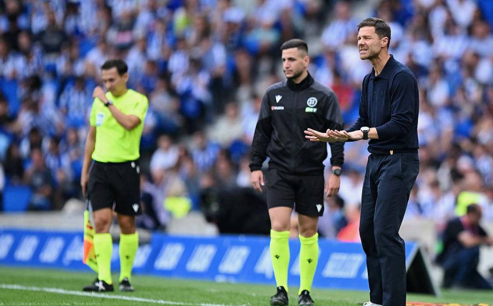 皇馬(mǎ)对裁判争议不(bù)满，向FIFA投诉西甲裁判并提交误判报告