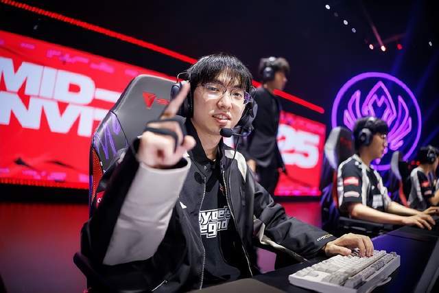 电竞世界杯半决赛：LPL四强僅(jǐn)剩AL，再战T1欲复仇，败者争奪(duó)季军