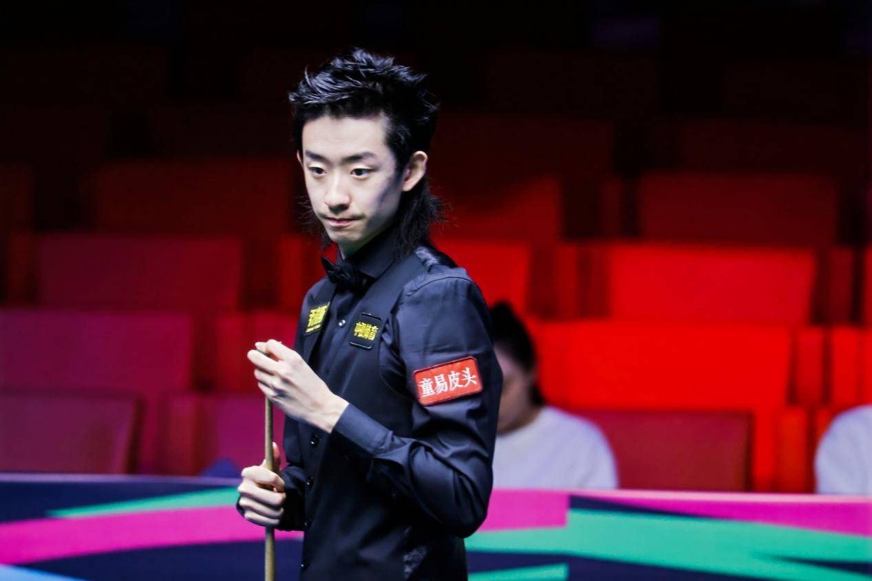 世界(jiè)斯諾(nuò)克国錦(jǐn)赛吴宜泽爆冷逆轉(zhuǎn)世界(jiè)第(dì)一 丁俊暉(huī)止步16强
