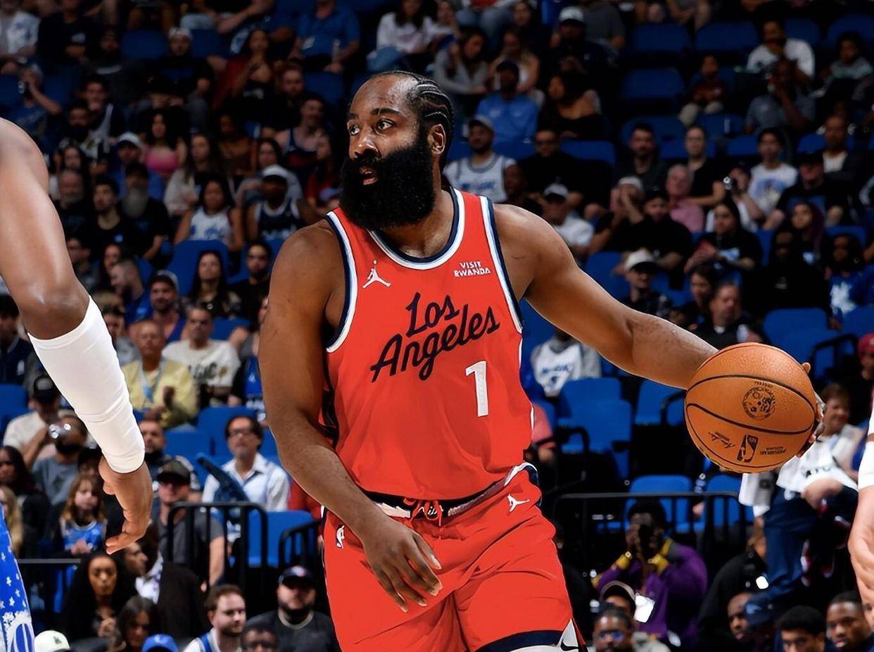 泰倫(lún)盧(lú)又整活(huó)了，五(wǔ)老阵容(róng)被魔术打败，哈登独砍(kǎn)24分也帶(dài)不动快船(chuán)