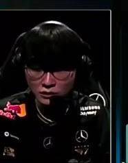 T1决賽(sài)队内语音(yīn)火了(le)，Oner调侃多兰不(bù)想赢，Faker直(zhí)言送太多