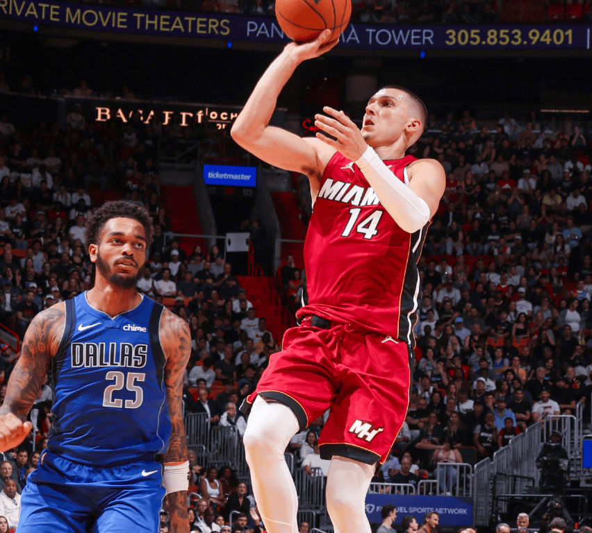 NBA最新排(pái)名！湖人丢西部第二，火箭稳住(zhù)第四，两队给勇士送(sòng)温煖(nuǎn)